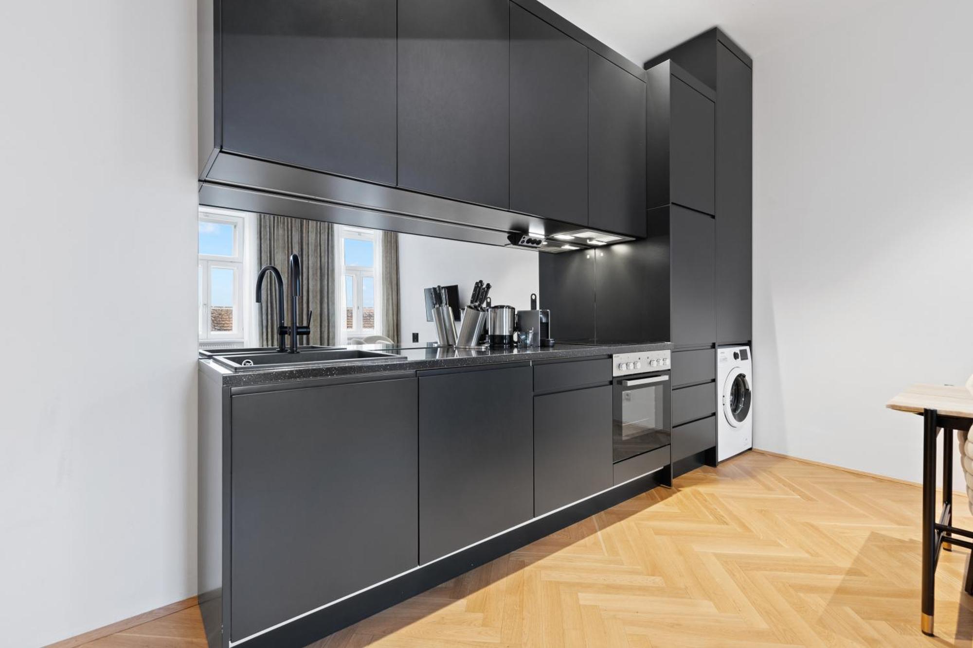 Sgrafit Apartments - Self Check-In ريتز المظهر الخارجي الصورة